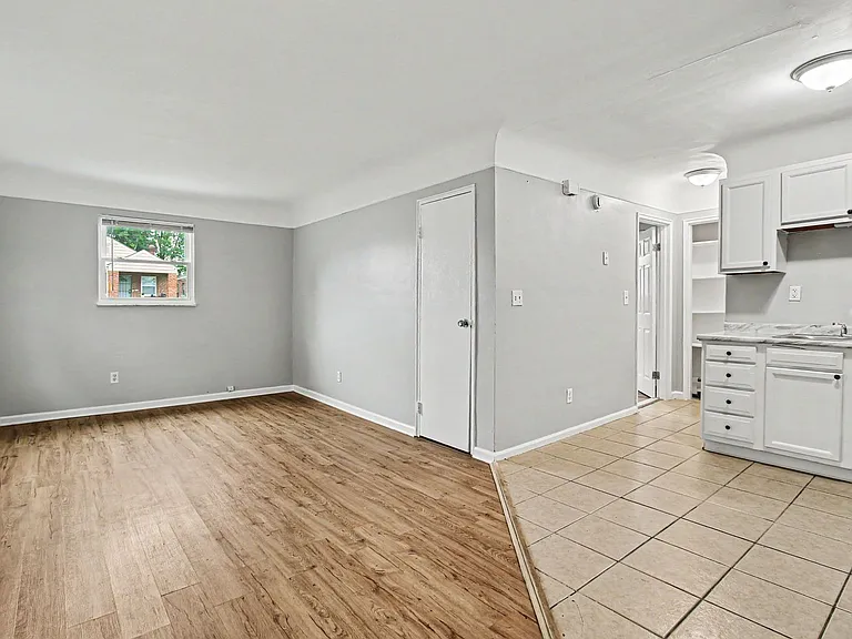 1932 Truitt Ave — Photo 6