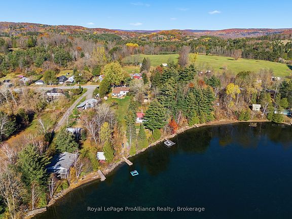 4th image of 72 Bridge St #B