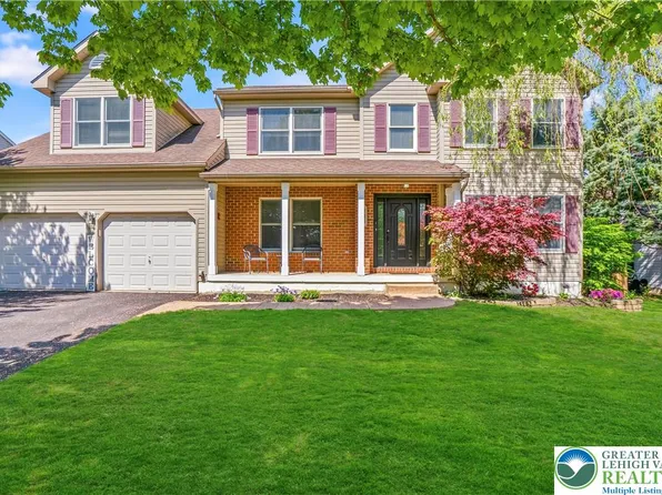 116 Mill Race Dr, Easton, PA 18045