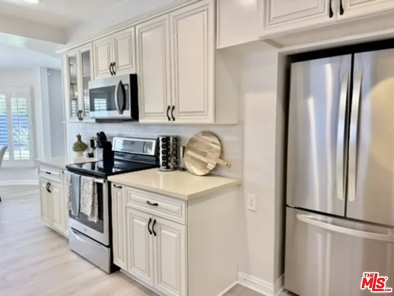 6605 S Sherbourne Dr — Photo 13