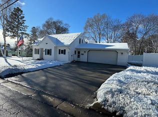 231 S 9th Ave, Sturgeon Bay, WI 54235