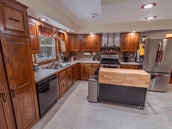 3rd image of 215041 COUNTY ROAD KK