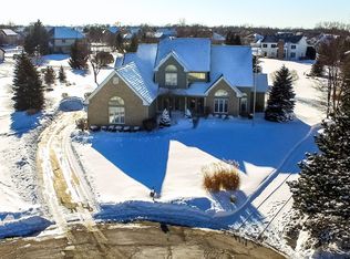 36410 N Mill Creek Dr, Gurnee, IL 60031