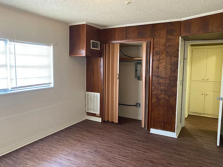 7250 Exchange Pl — Photo 16