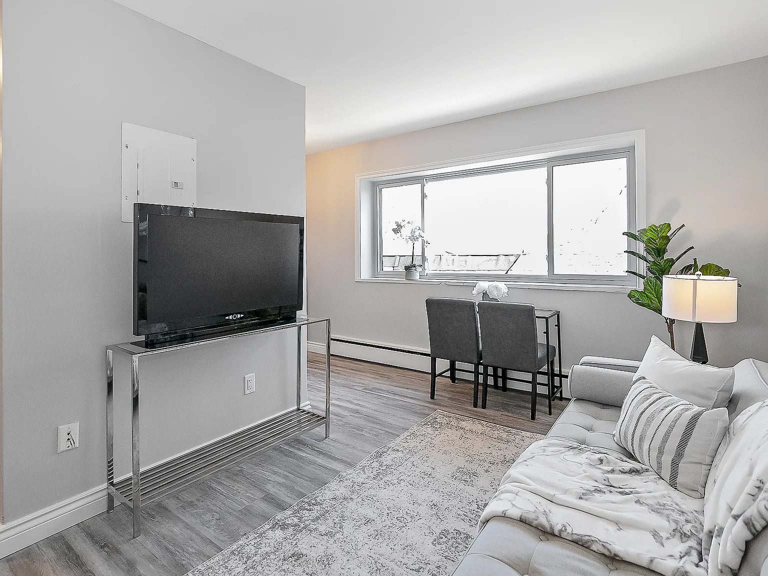 2 Bedroom with In suite Laundry — Photo 3
