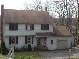 14 Feltonville Rd, Hudson, MA 01749