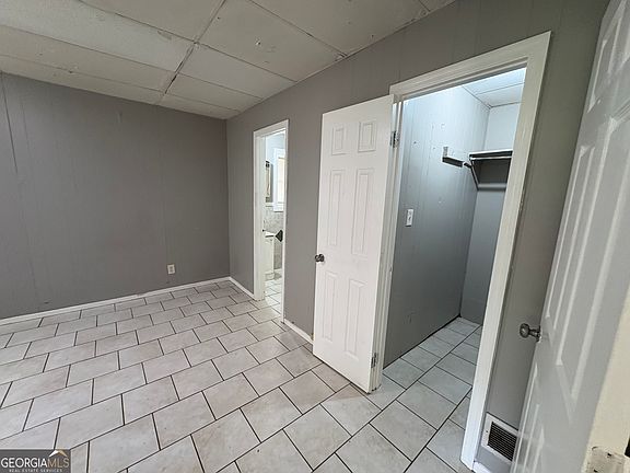 5th image of 207 Reynolds St NE #4D