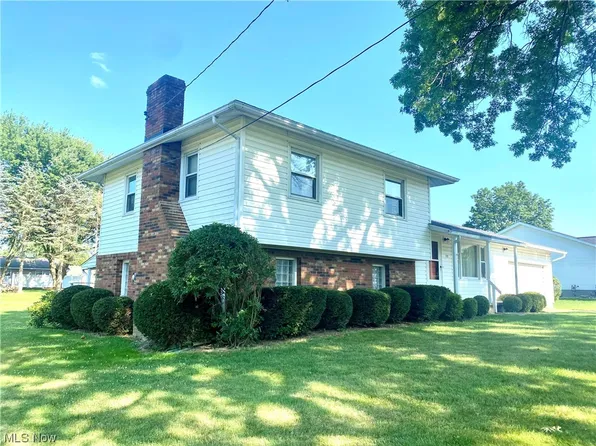 107 Wayne Ave, Creston, OH 44217