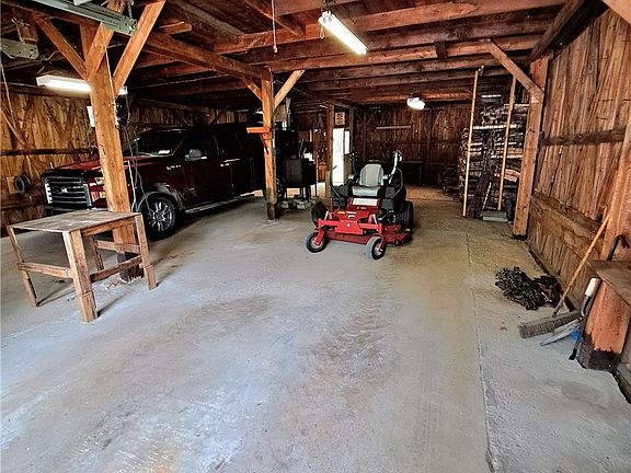 4th image of 110 Ball Rd