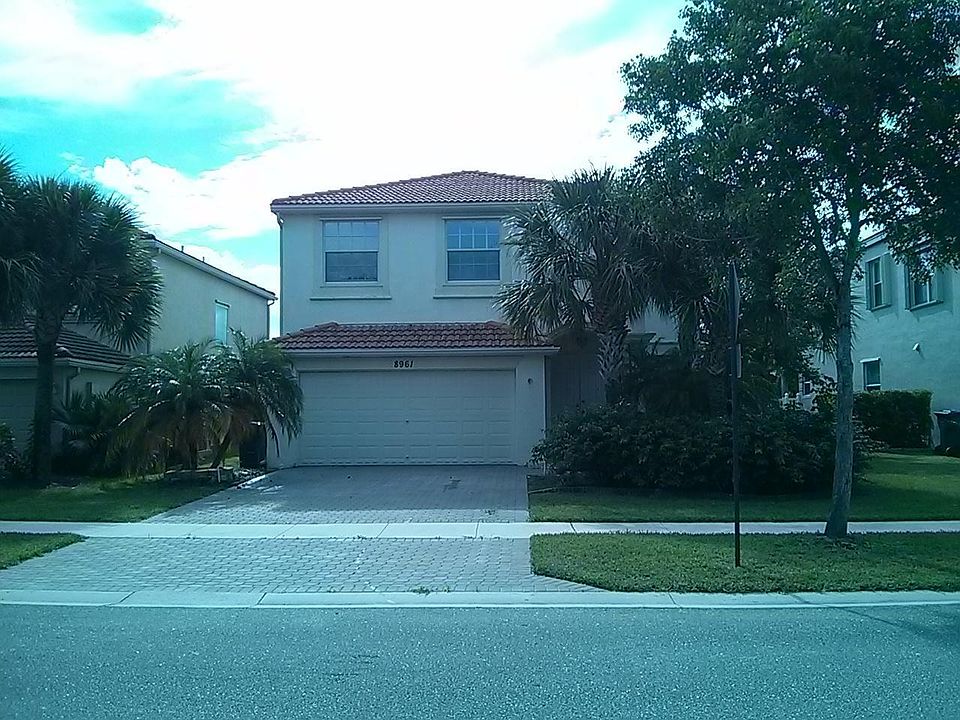 1st image of 8961 Alexandra Circle