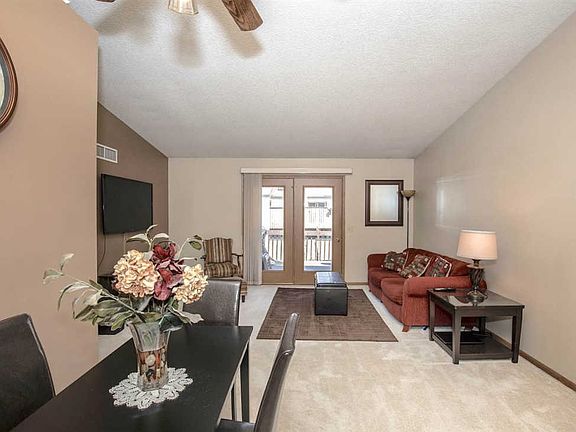 2nd image of 723 11th Avenue B Ct #B
