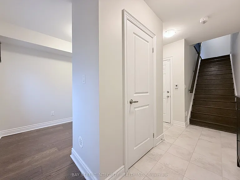 2160 Trafalgar Rd #3 — Photo 25