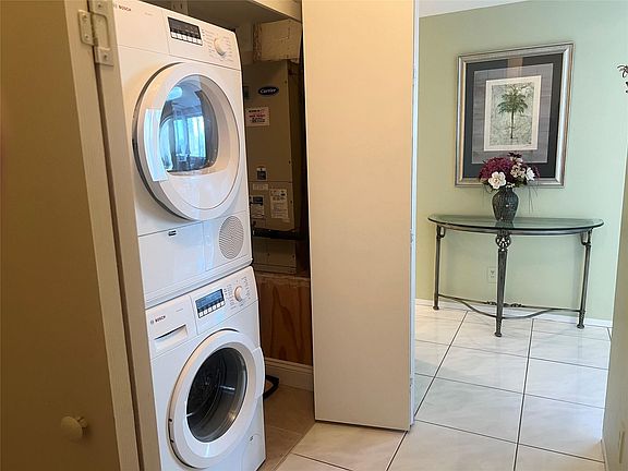 4th image of 3233 NE 34th Street #307