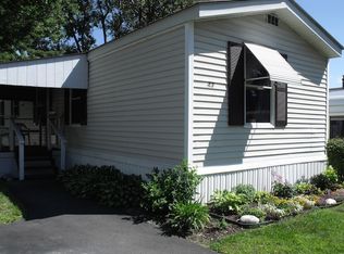 43 Martindale Ct, Clifton Park, NY 12065