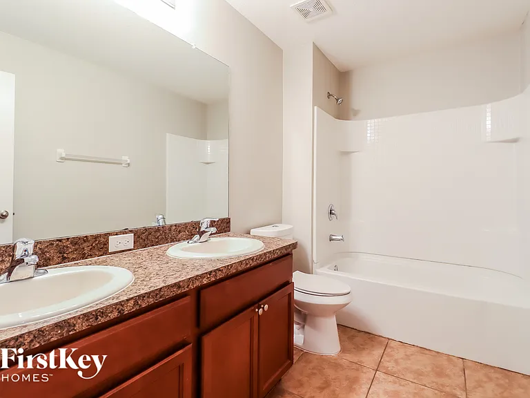 3816 Crystal Dew St — Photo 13