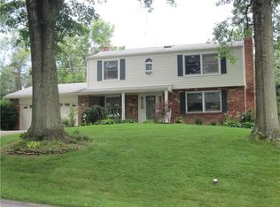 2340 Cramden Rd, Pittsburgh, PA 15241