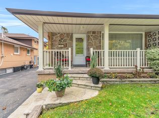 47 Graystone Gdns, Toronto, ON M8Z 3C2