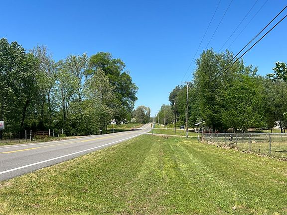4th image of 10891 Highway 27