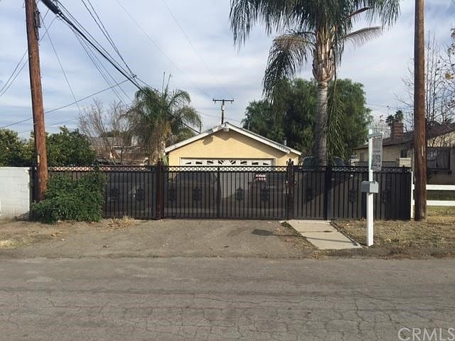 1st image of 15325 Mariposa Ave