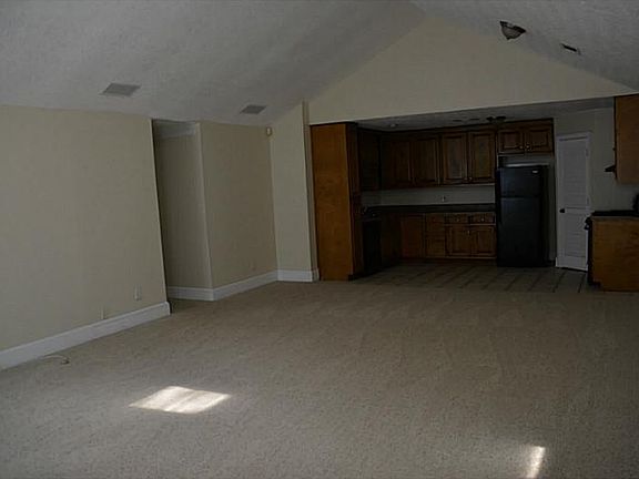 4th image of 5080 Highland Hills Ct