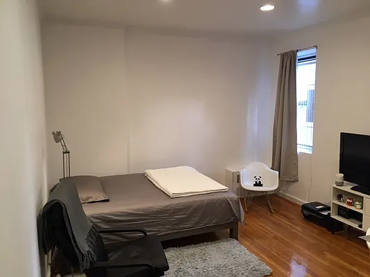 Rented by Level Group | media 6