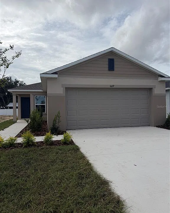 1629 Kayla Cir