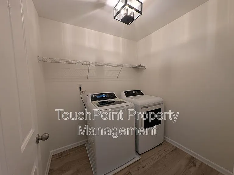 2009 City Lights Dr — Photo 31