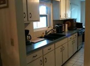 654 Circle Dr W, Largo, FL 33770