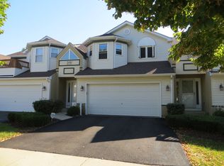 319 Inner Circle Dr #319, Bolingbrook, IL 60490