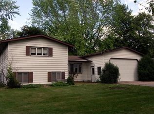 720 S 12th St, Montevideo, MN 56265