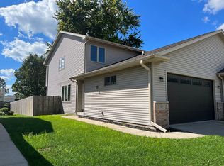 907 Lewellen St, Marshall, WI 53559