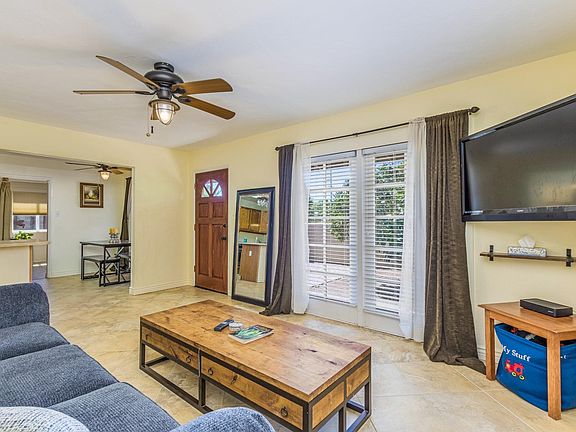 4th image of 2434 E Campbell Ave
