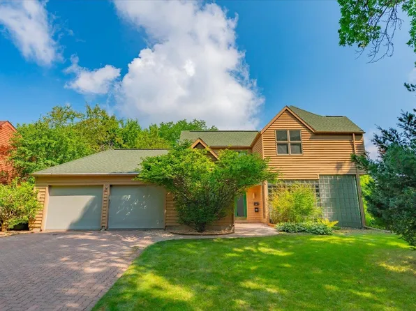 5910 Hempstead Rd, Madison, WI 53711