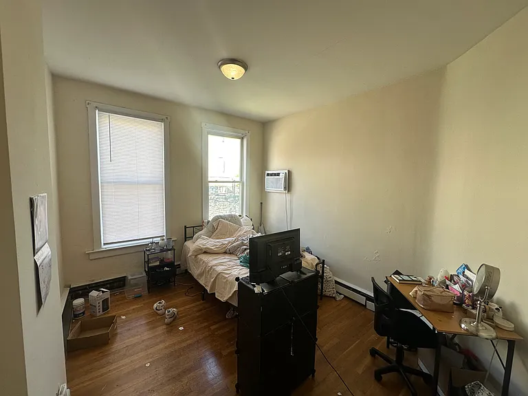 2812 Jefferson Ave #4 — Photo 5