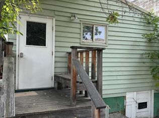 24 1/2 S Woodard Ave, Absarokee, MT 59001