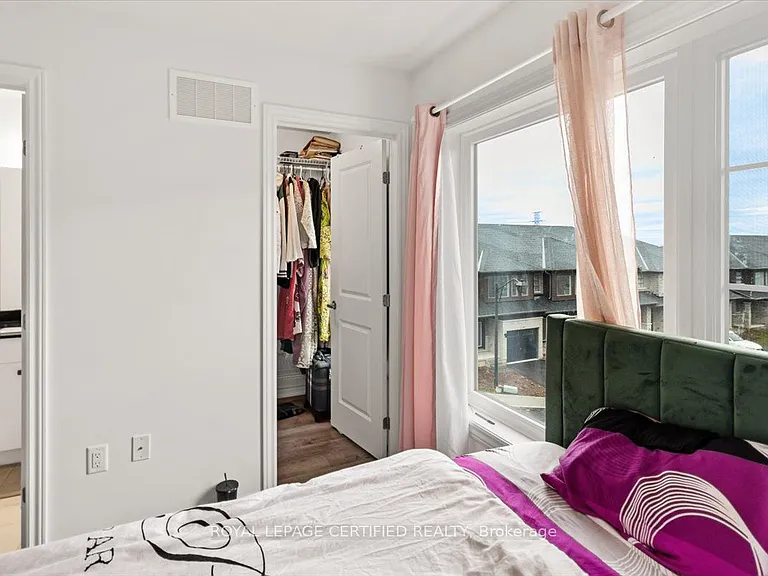 61 Soho St #25 — Photo 13