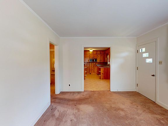5th image of 909 Moody Dr