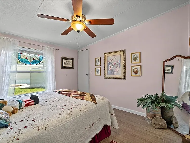 1000 Kings Hwy #133 — Photo 21