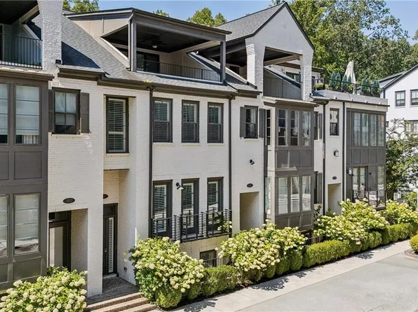 4514 Collins Ave, Sandy Springs, GA 30342