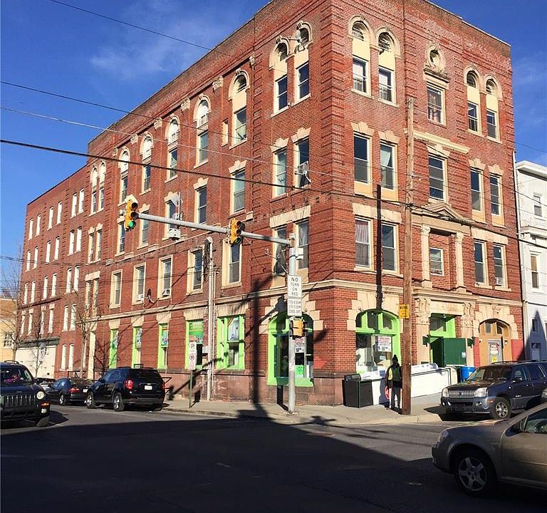 1st image of 402 Ridge Ave #3B