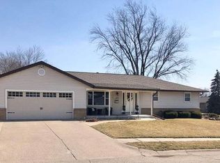 358 North Dr, Morton, IL 61550