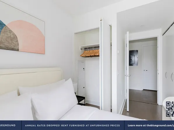 450 West 42nd Street image 23 of 34