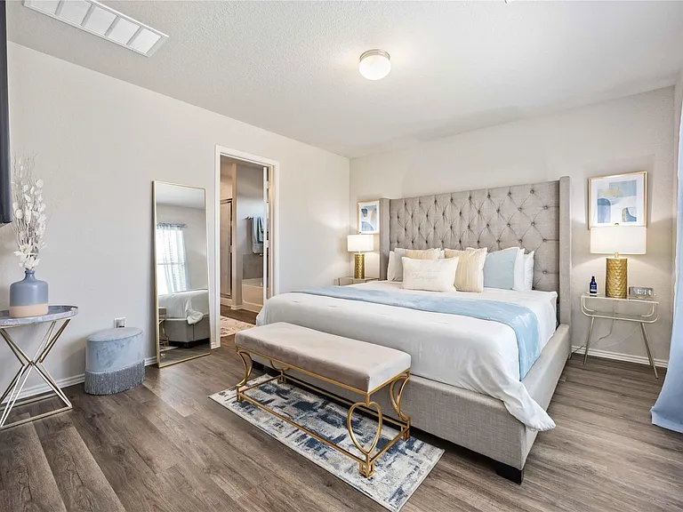 10527 Meadow Saffron Dr — Photo 14
