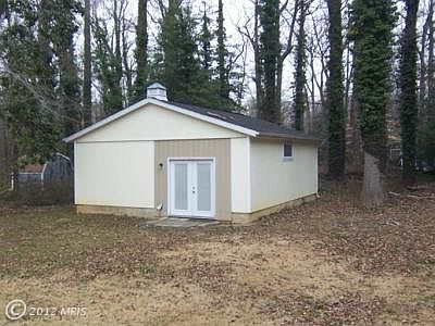 2nd image of 851 Holly Dr S