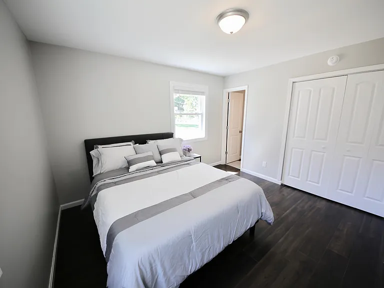 502 W Skyline Dr — Photo 18