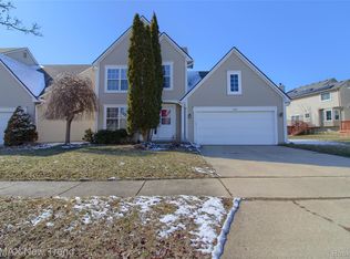 3241 Buckhorn Ct, Ann Arbor, MI 48105