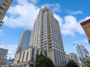 200 W Grand Ave APT 1803, Chicago, IL 60654