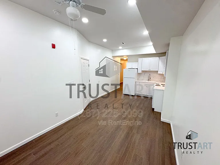910 N 41st St #1 — Photo 3
