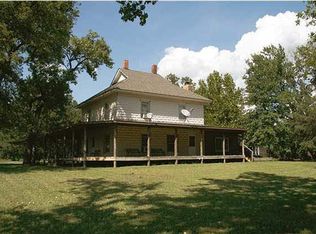 9846 N Hoover Rd, Valley Center, KS 67147