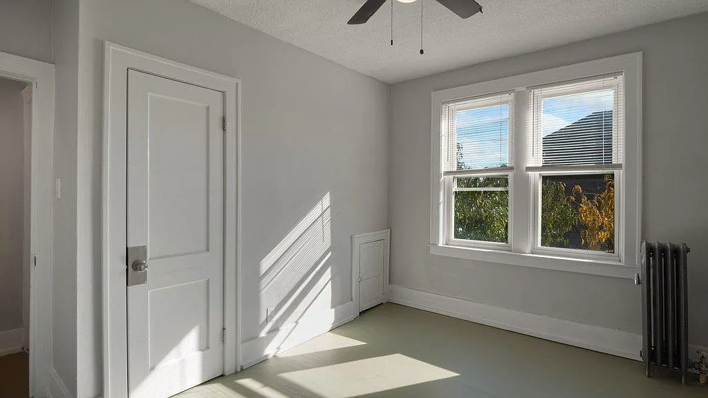 2 bed, 734 sqft, $1,095 — Photo 4